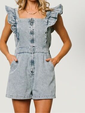 Ruffled Denim Romper - Light Wash